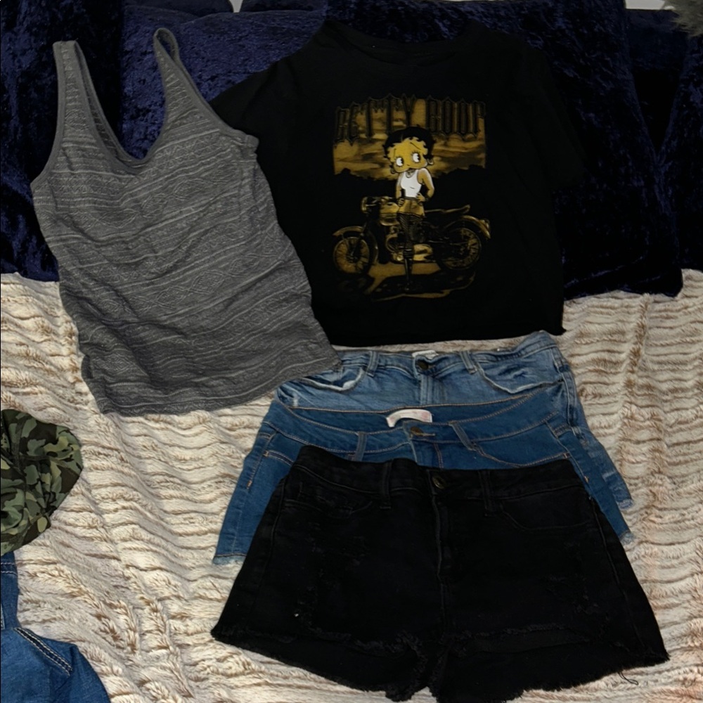 Black Graphic Tee and Gray Tank Top with Denim Shorts